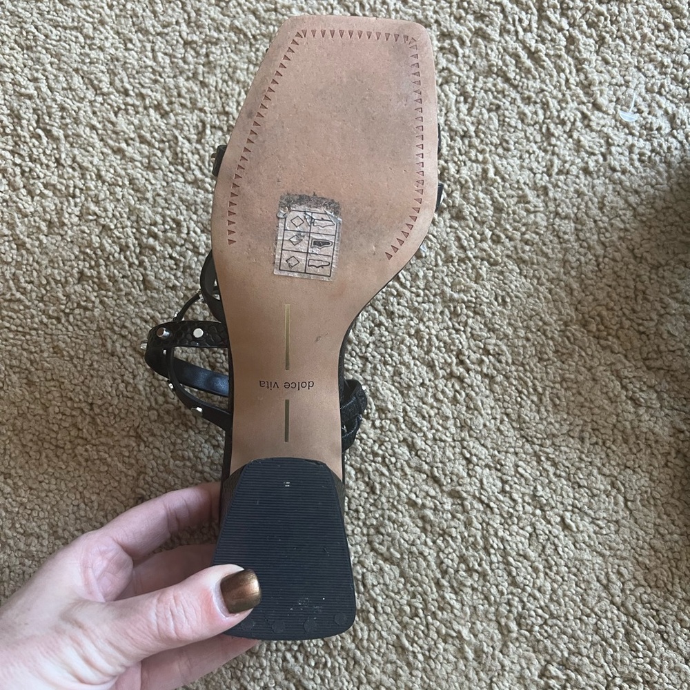 Dolce Vita Black Strap Sandal - Picture 3 of 3
